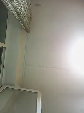 Lauren_Amabel Adlı Modelin Canlı Sohbet Odası