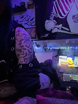 Chat soba uživo modela Toxii-