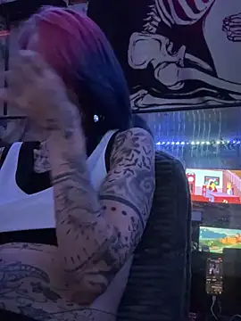 Živá chatovací místnost Toxii-