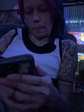Živá chatovací místnost Toxii-