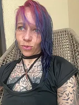 Toxii- – live chatrum