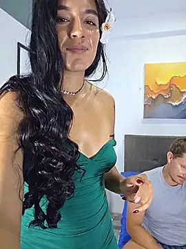 Siempre-locos69's Live Chat Room