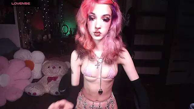Ink__pleasure's Live Chat Room