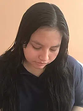 Hinae_ Ruang Obrolan Langsung
