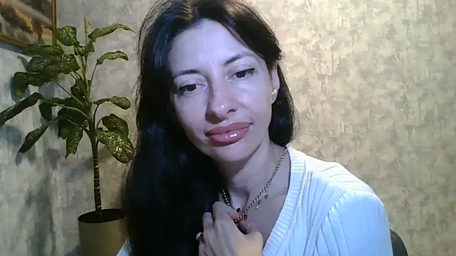 LissaBlossom Adlı Modelin Canlı Sohbet Odası