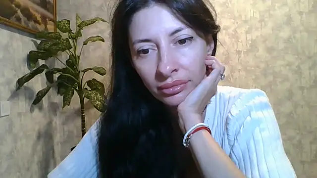 LissaBlossom Adlı Modelin Canlı Sohbet Odası