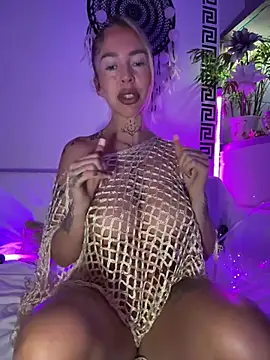 CheekyChelsのライブチャットルーム