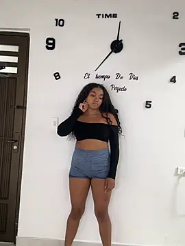 JasmineRose7's Live Chat Room