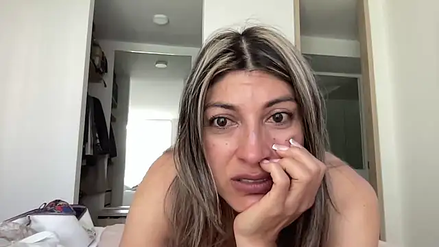 LunaBeya Cameră chat live