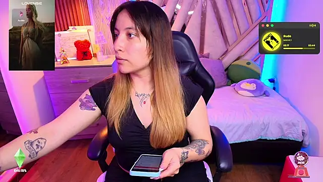 NyxAndria_1 Adlı Modelin Canlı Sohbet Odası