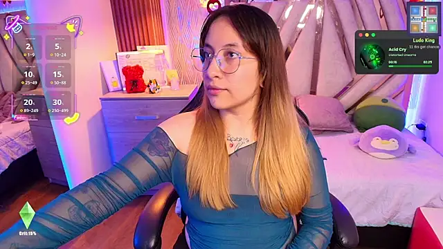 NyxAndria_1's Live Chat Room