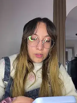 Živá chatovací místnost NyxAndria_1