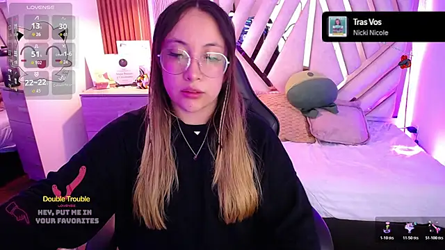 Chat soba uživo modela NyxAndria_1