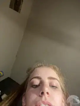 Sala de chat ao vivo de VioletxBlue