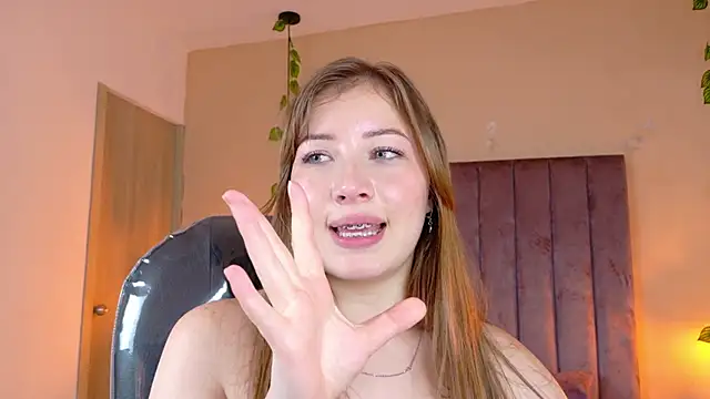 غرفة دردشة Dahlia_Rousse المباشرة