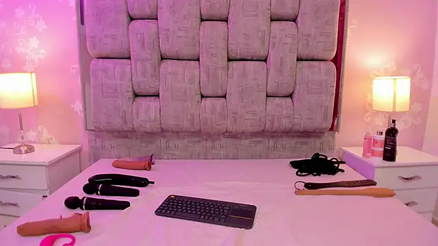SalomeSimonz Live Chatraum