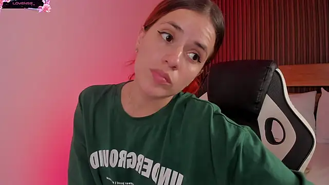 חדר צ'אט בשידור חי של alliss_ginger_