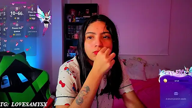 Lovelyamyy Adlı Modelin Canlı Sohbet Odası