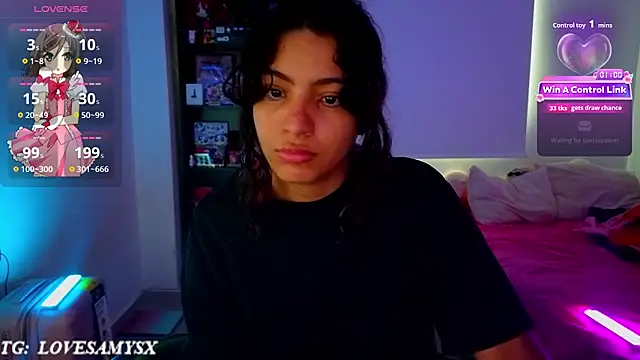 Lovelyamyy élő chatszobája