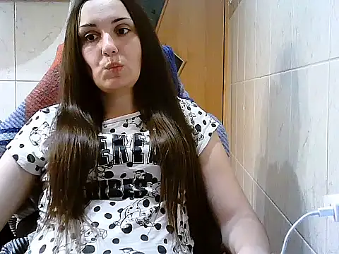 Lacmi30's Live Chat Room