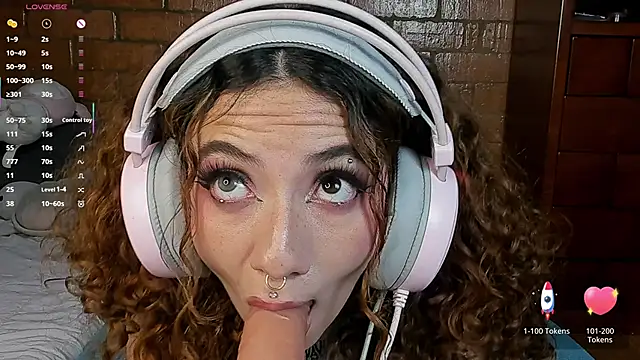 Annycolin_ – live chatrum
