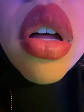 Sala de chat en directo de zahra_Jalid