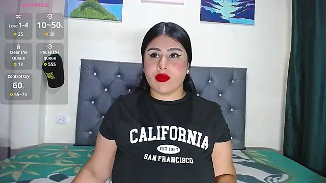 Antonellaa_111 现场聊天室