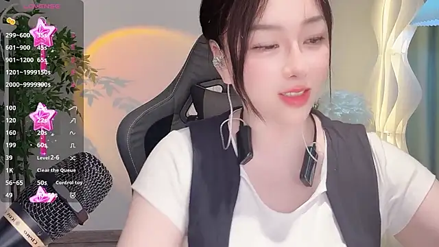 Liz-nn's Live Chat Room