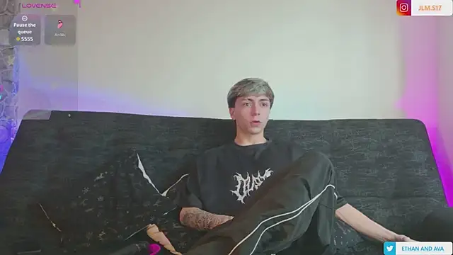 ethan_and_avaのライブチャットルーム