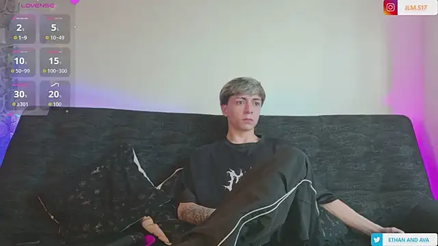 ethan_and_ava: онлайн-чат