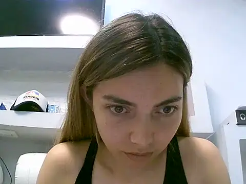 VittoriaTaylor live-chat rom