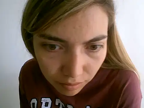 Sala de chat ao vivo de VittoriaTaylor