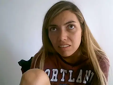 Chat soba uživo modela VittoriaTaylor