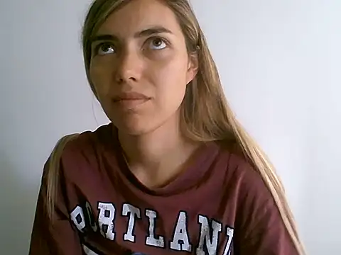 VittoriaTaylor чат на живо