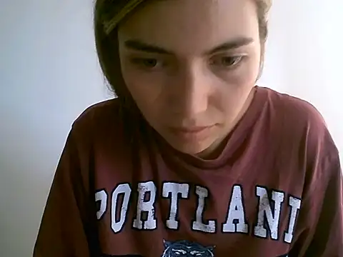 Phòng Chat Trực Tiếp VittoriaTaylor