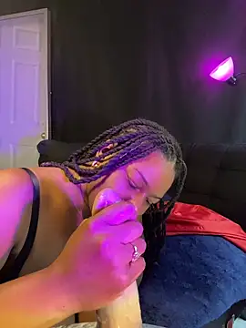 GirthGoddessCoco Live Chatraum