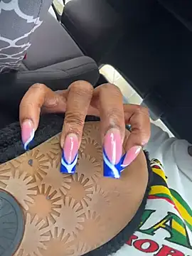 GirthGoddessCoco's Live Chat Room