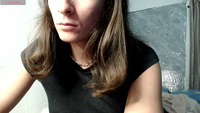 MARIELSINS_1111 Adlı Modelin Canlı Sohbet Odası