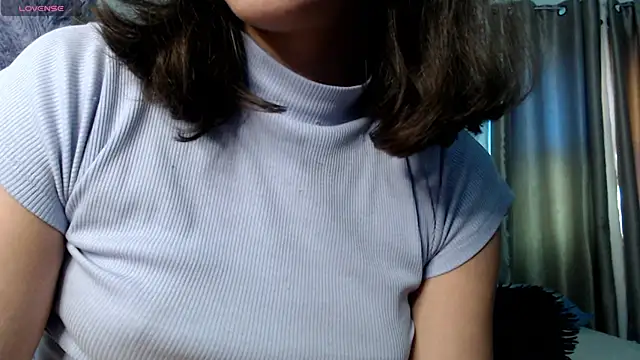 MARIELSINS_1111 Adlı Modelin Canlı Sohbet Odası