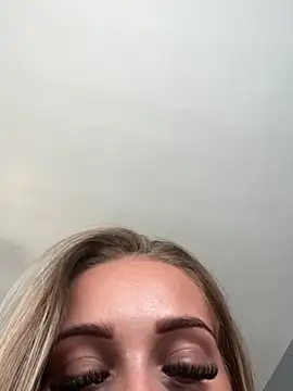 SexySofia_69's Live Chat Room