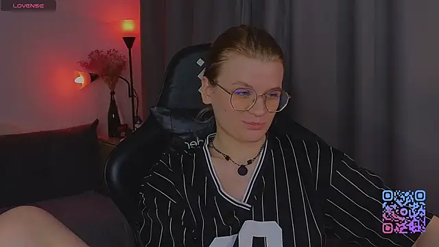 _JessieVibes чат на живо