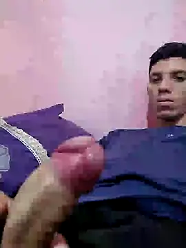 welitonzz28's Live Sex Cam Show