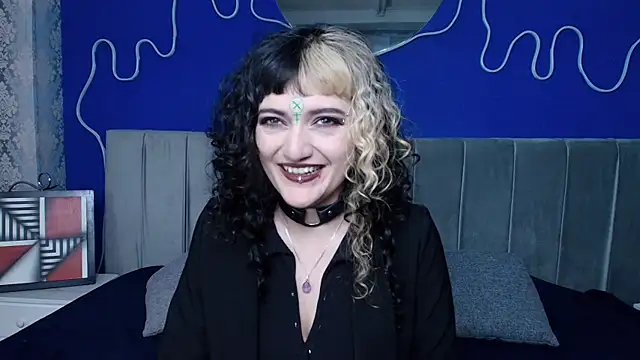 Živá chatovací místnost JeanneSabatier