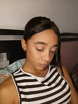 Zoe_Sweett18 실시간 채팅방