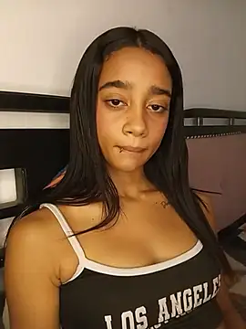 Chat soba uživo modela Zoe_Sweett18
