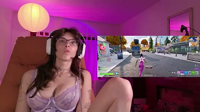 Živá kamerová sex show GennaJames