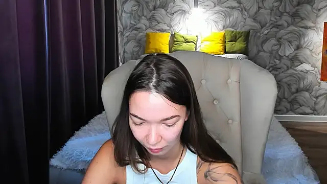 SusannJohnson's Live Chat Room