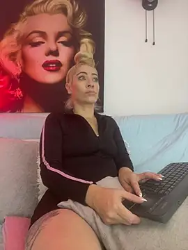 viktoria_davis_ 실시간 채팅방