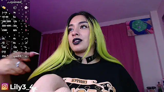 Živá chatovací místnost lily3_4