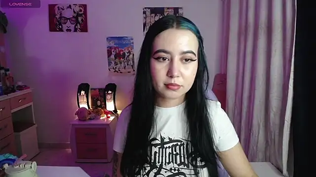 iris_sky Adlı Modelin Canlı Sohbet Odası